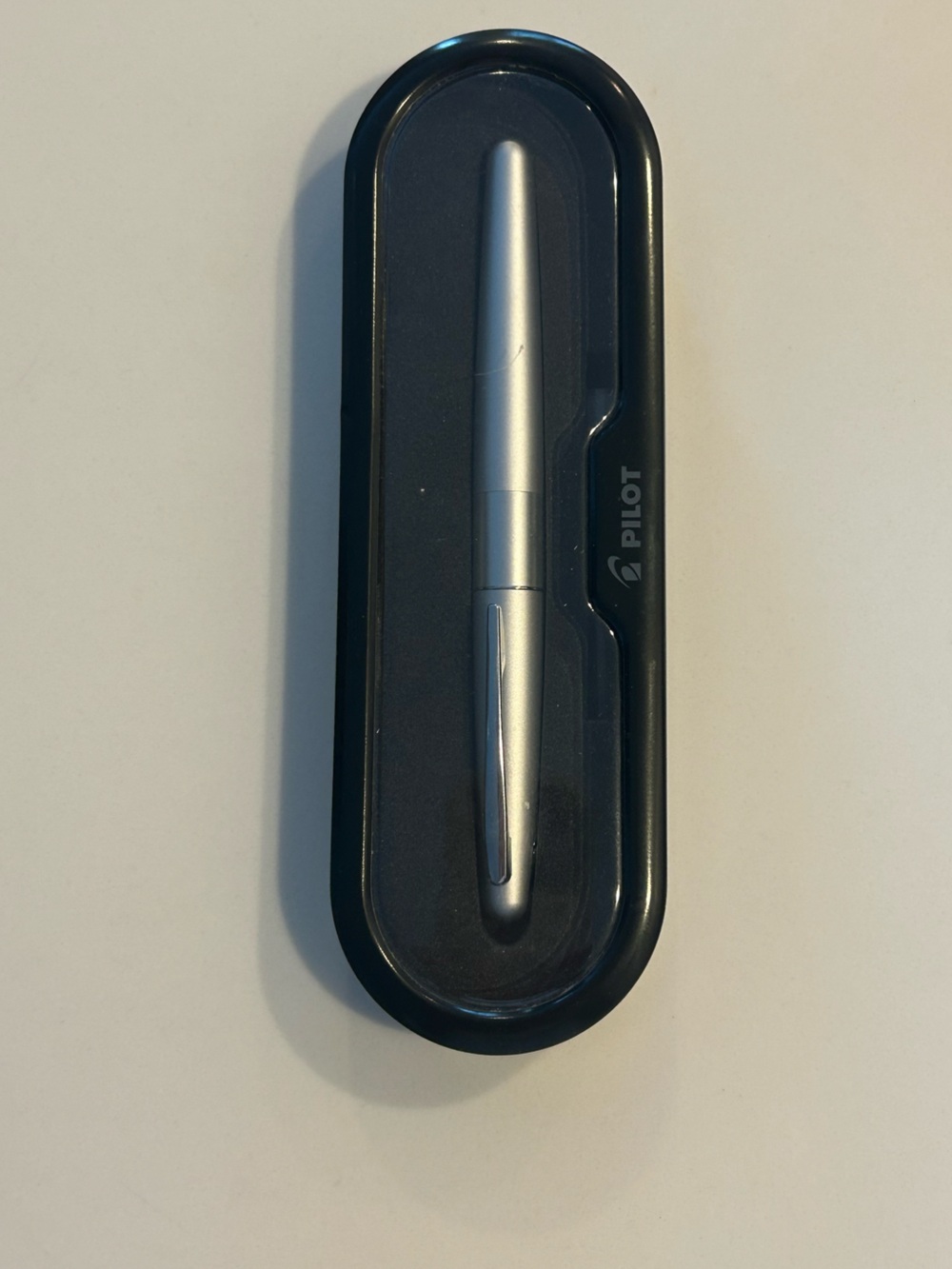 New Fountain Pilot Pen with Clear-Top Travel Case - Picture 6 of 8